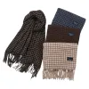This checkered scarf is made of pure cotton and knitted fabric for both men and women, providing warmth in autumn and winter. It is fashionable and versatile Item Picture